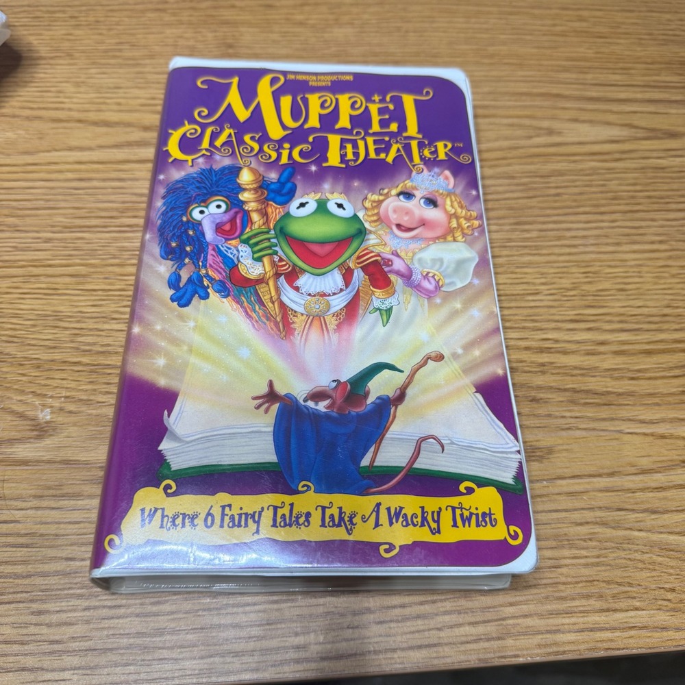 Muppet Classic Theater VHS 1994 Jim Henson Kermit Miss Piggy Clamshell Case